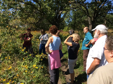 Invasive Blitz Students in the Field